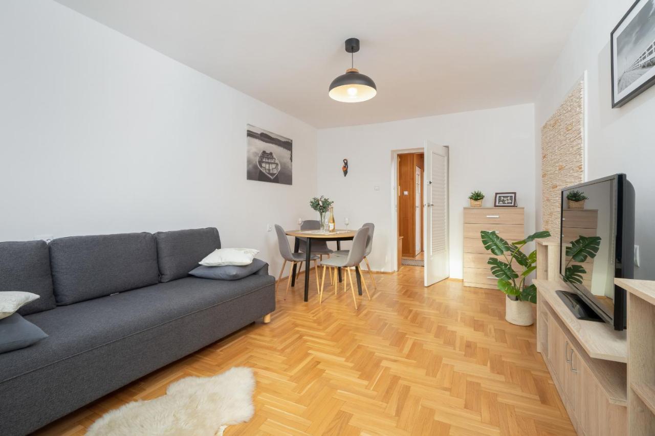 קרקוב Jozefinska Apartment With Balcony Cracow By Noclegi Renters מראה חיצוני תמונה